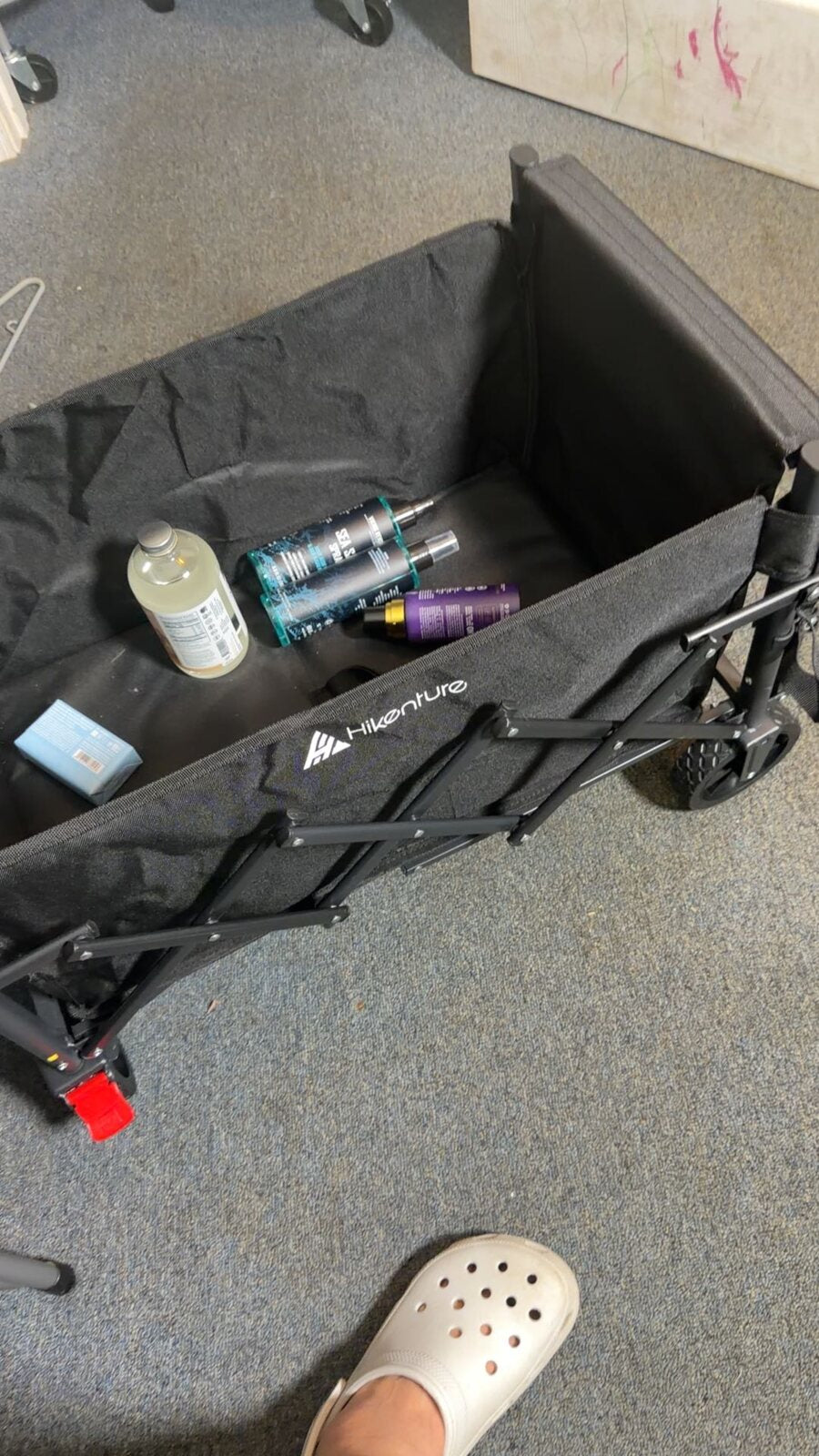 Customer-submitted photo of a Hikenture folding wagon in use
